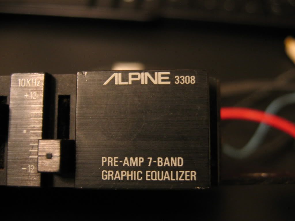 Alpine 7 Band Equalizer 1/2 din ALPINE 3308 EQ